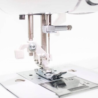 Швейная машина Brother HQ-19
