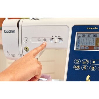 Швейно-вышивальная машина Brother INNOV-IS NV M280D