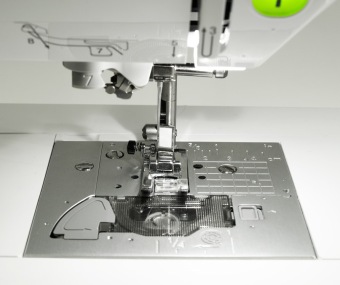 Швейная машина Brother INNOV-'IS NV-2600