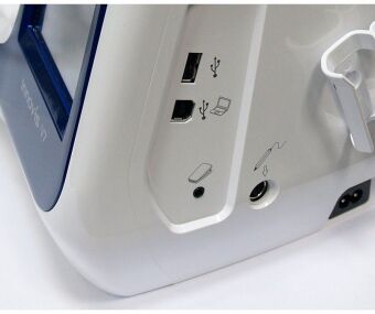 Швейно-вышивальная машина Brother V7