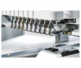 Вышивальная машина Brother PR-1050X