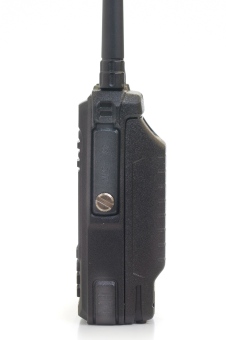 Аналого-Цифровая Радиостанция Comrade R7 DMR