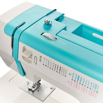 Швейная машина Chayka 745М