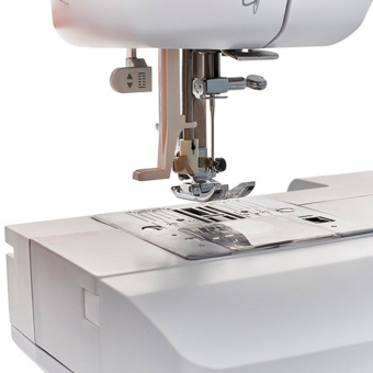 Швейная машина Chayka New Wave 977