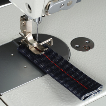 Промышленная швейная машина Typical GC6901BD4 (комплект: голова+стол)