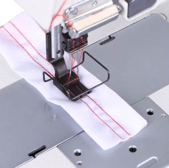 Промышленная швейная машина Typical GC9720MD (комплект: голова+стол)