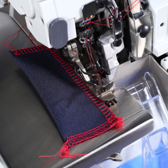 Оверлок Typical GN7201-4D3 4 нит. (комплект:голова+стол+устройство)