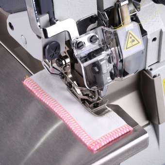 Оверлок Typical GN9300-4D3 4 нит. (комплект:голова+стол)