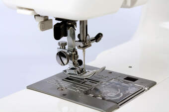 Швейная машина Janome 7524E