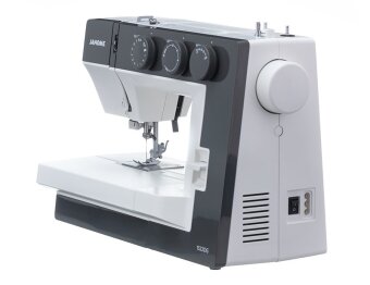 Швейная машина Janome 1522DG