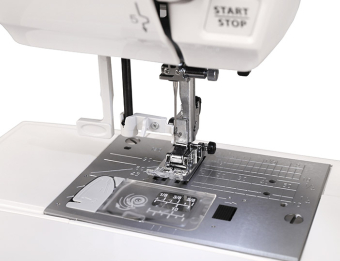 Швейная машина JANOME CLIO 200