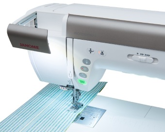 Швейная машина Janome Horizon Memory Craft 9450 QCP