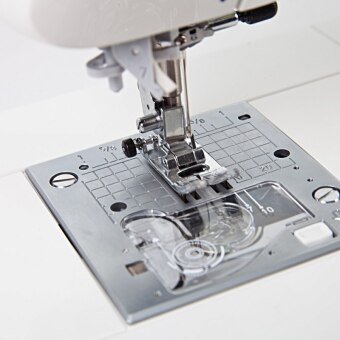 Швейная машина Juki HZL-F300