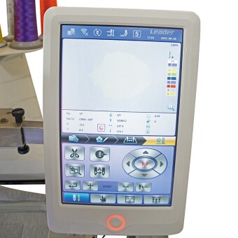 Профессиональная вышивальная машина Leader Expert LE-900