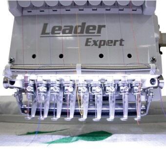 Профессиональная вышивальная машина Leader Expert LE-900