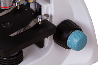 Микроскоп LEVENHUK 400M