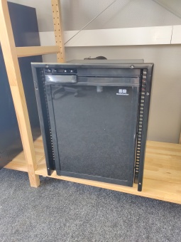 Компрессорный автохолодильник MobileComfort MCR-50