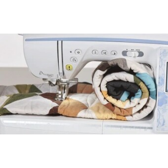 Швейно-вышивальная машина Brother Innov-is NV 2700