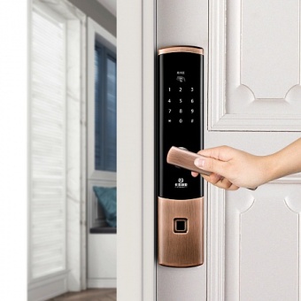 Врезной биометрический замок Selock Hotel Brown с возможностью дистанционного управления и доступа