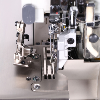 Оверлок Typical GN7201-5D3 5 нит. (комплект:голова+стол+устройство)