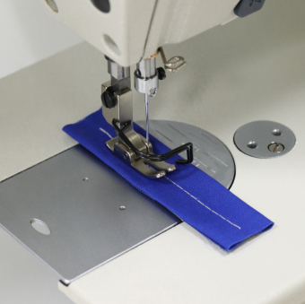 Промышленная швейная машина Typical GC9750MD (комплект: голова+стол)