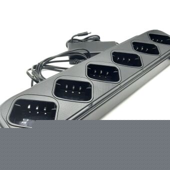 Зарядное устройство CHA-027 WOUXUN , 6 позиционное для Wouxun KG828 и 988